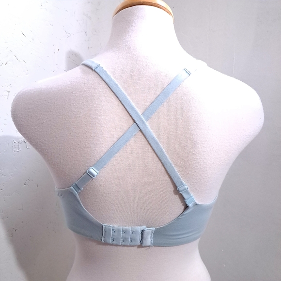 Victoria secret | Elegant Lace Blue Bra cross back straps 34DD - Picture 5 of 8